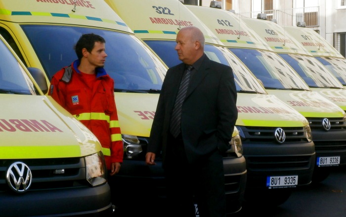 Nové sanitní vozy. Foto: Petr Sochůrek